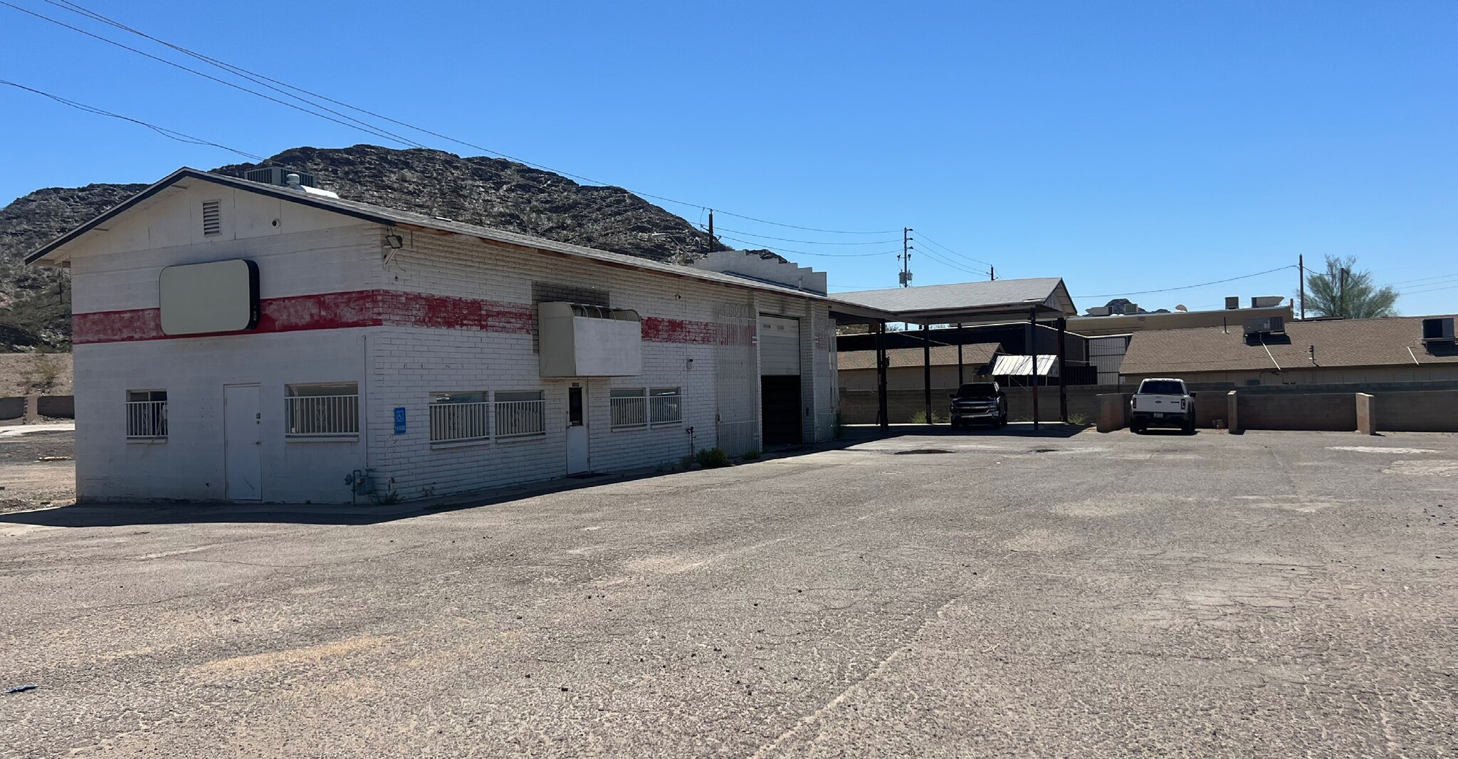 11039 N Cave Creek Rd, Phoenix, AZ for Rent