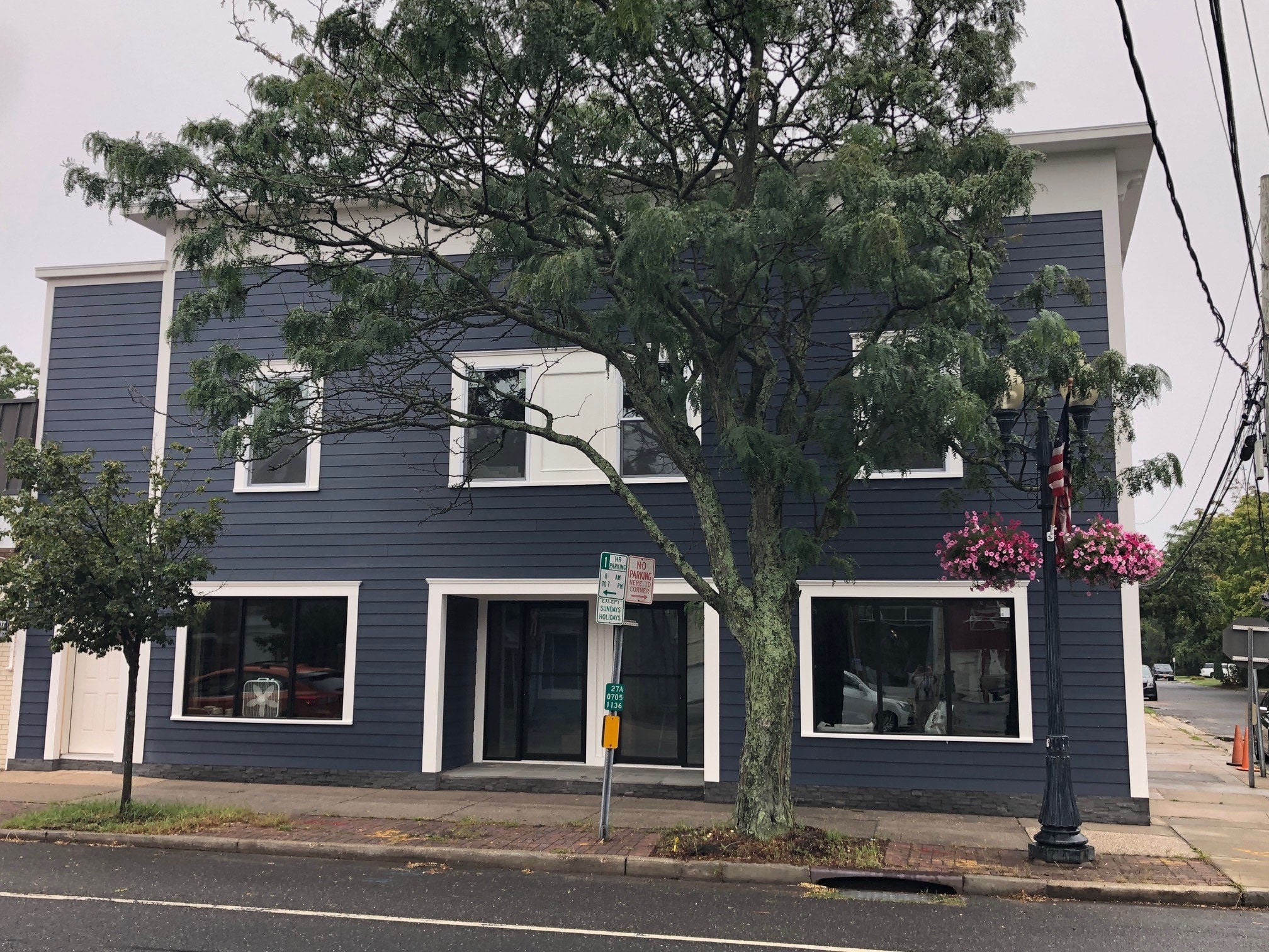87-89 W Main St, East Islip, NY for Sale