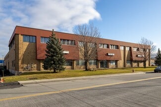 Montréal, QC Industrial - 127-155 Montée de Liesse