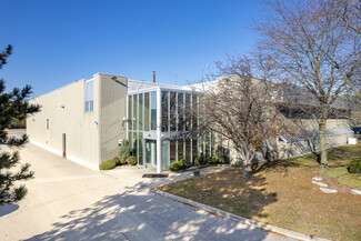 Richmond Hill, ON Telecom Hotel/Data Hosting - 180 W Beaver Creek Rd