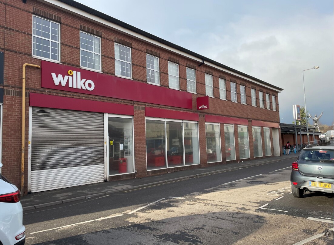 12-28 High St, Brownhills, WMD for Rent