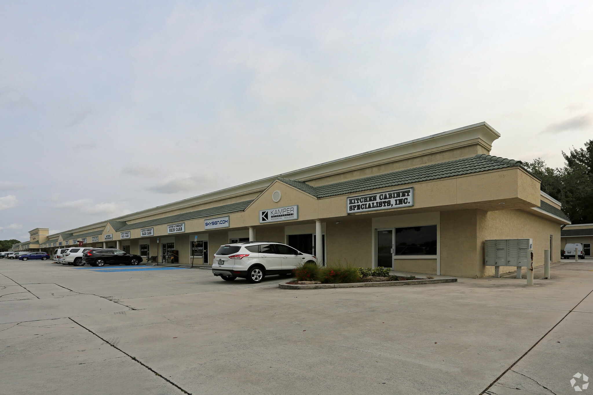 23812415 SE Dixie Hwy Stuart, FL 34996 Flex Property for Sale on