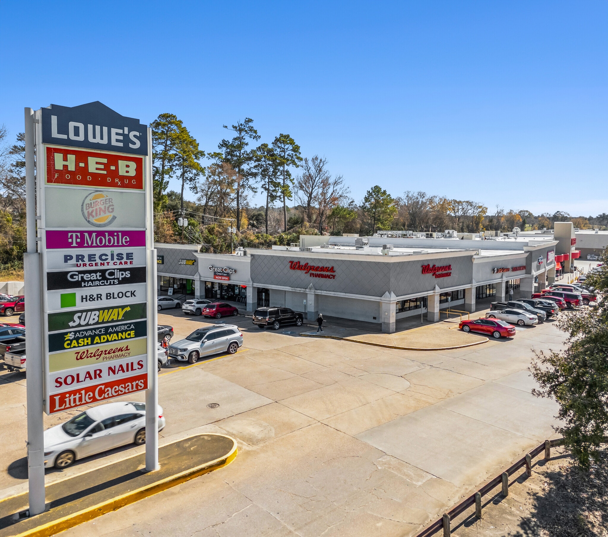 1501 W Church St, Livingston, TX for Sale