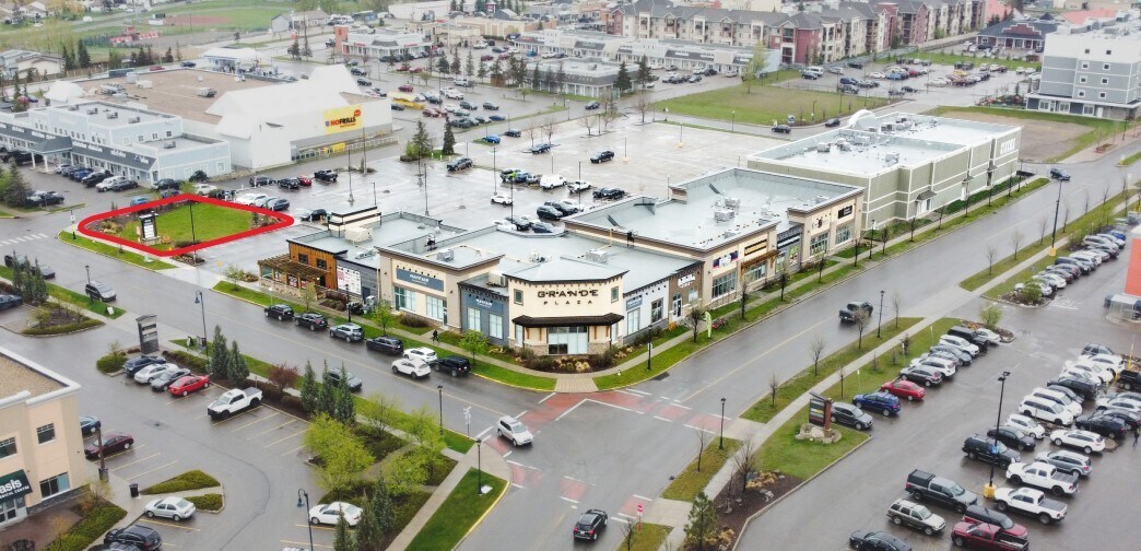 216 Grande Blvd, Cochrane, AB for Rent