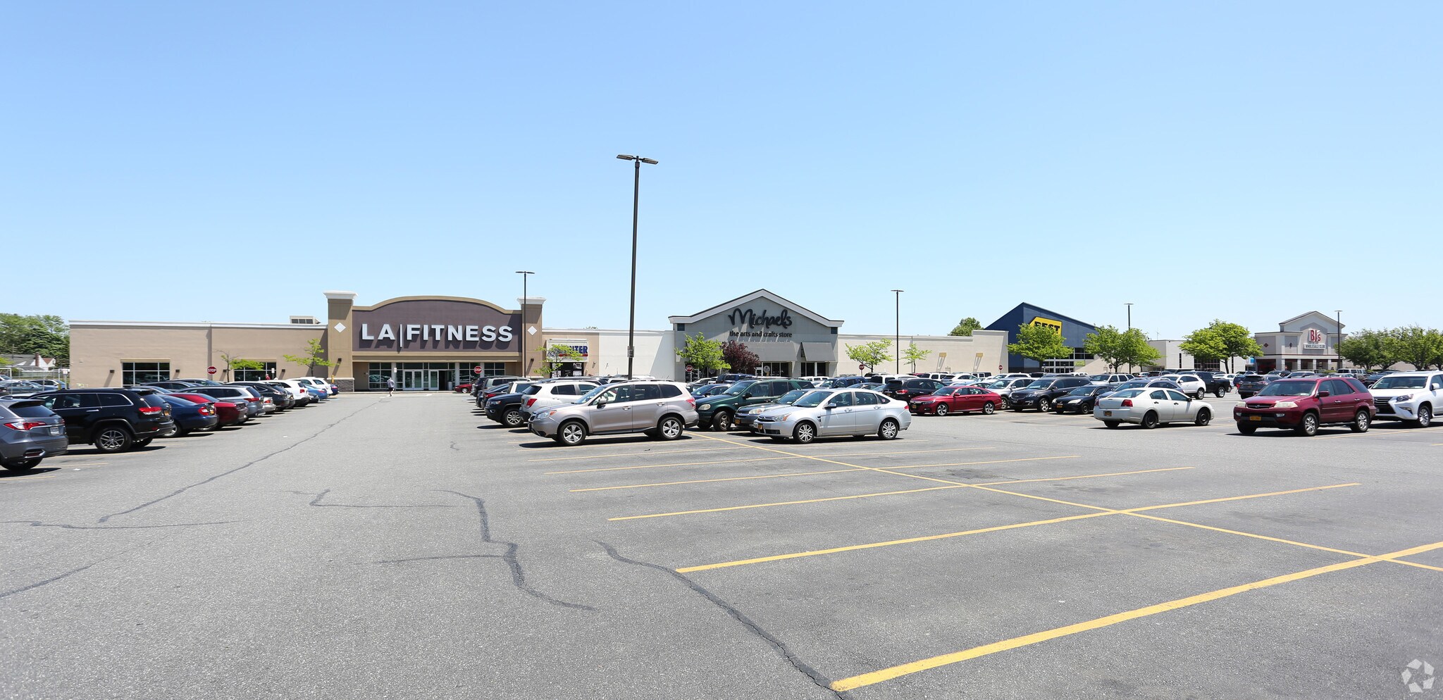 3601 Hempstead Tpke Levittown, NY 11756 Shopping Center Property for