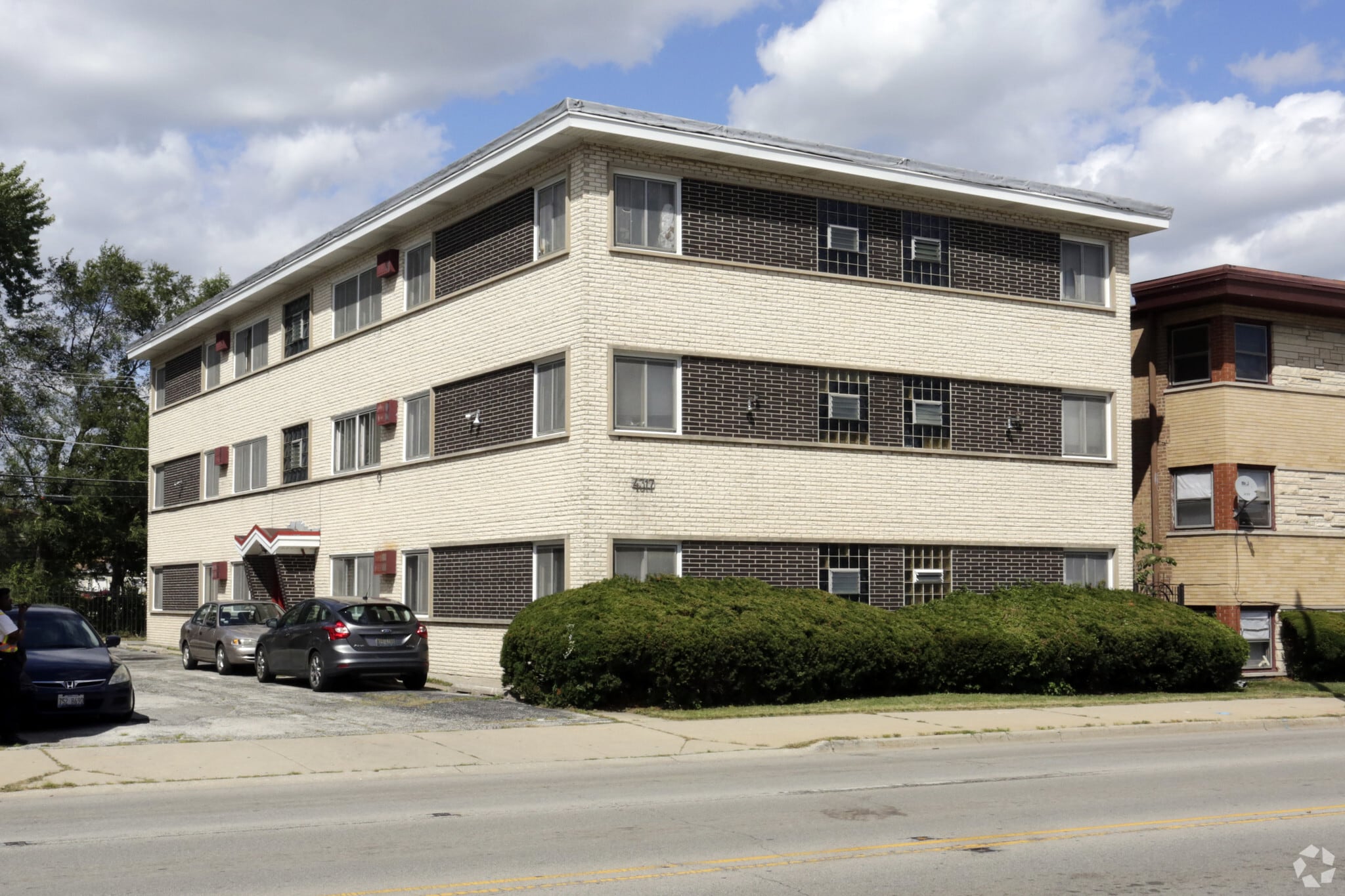 4317 St Charles Rd, Bellwood, IL for Sale