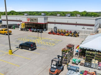 Clifton, TX Freestanding - 1207 N Avenue G