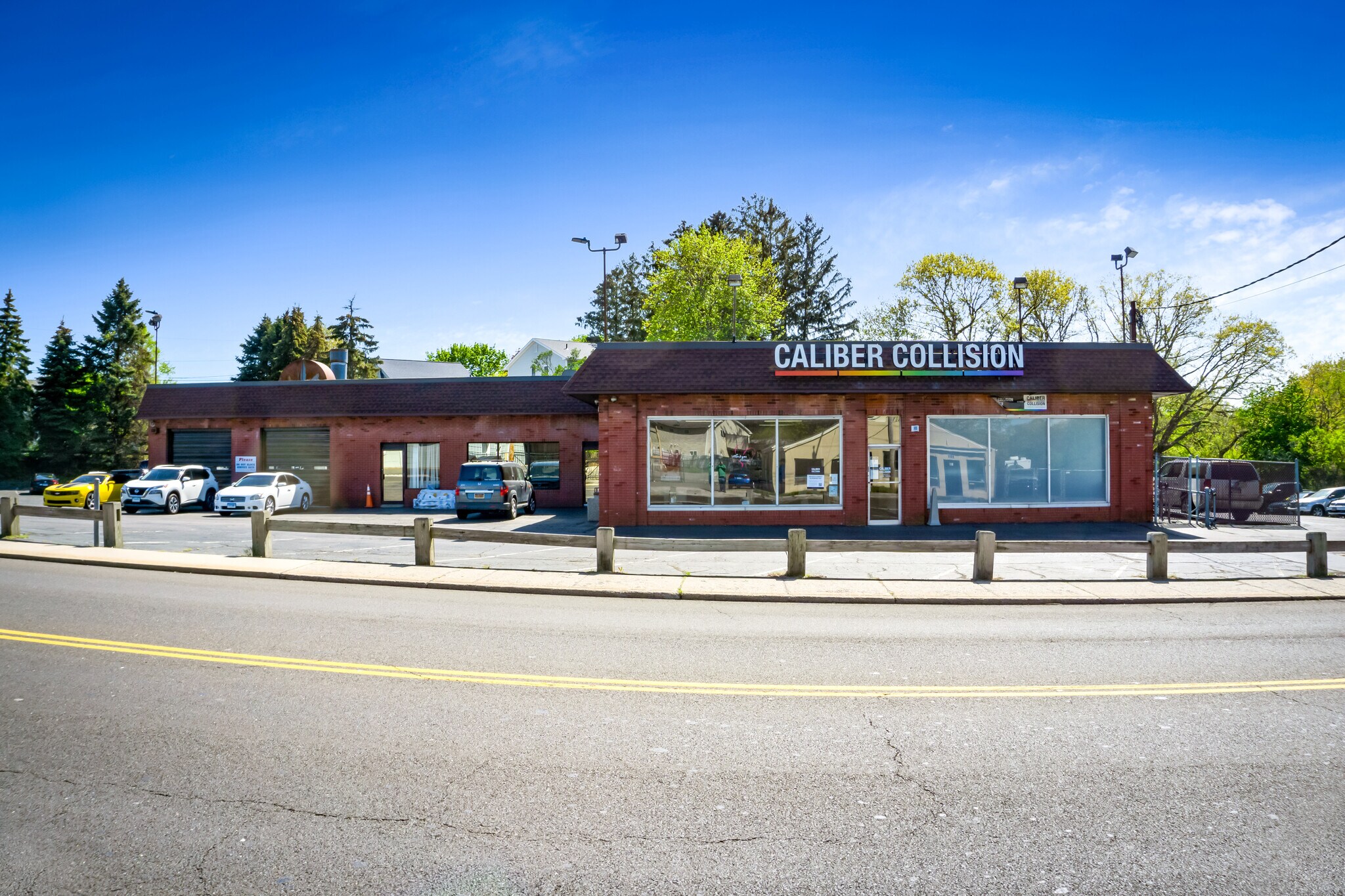 392 Naugatuck Ave Milford, CT 06460 Retail Property for Lease on