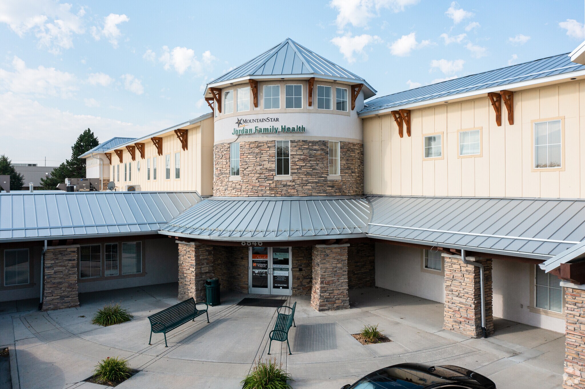 8846 S Redwood Rd, West Jordan, UT for Sale