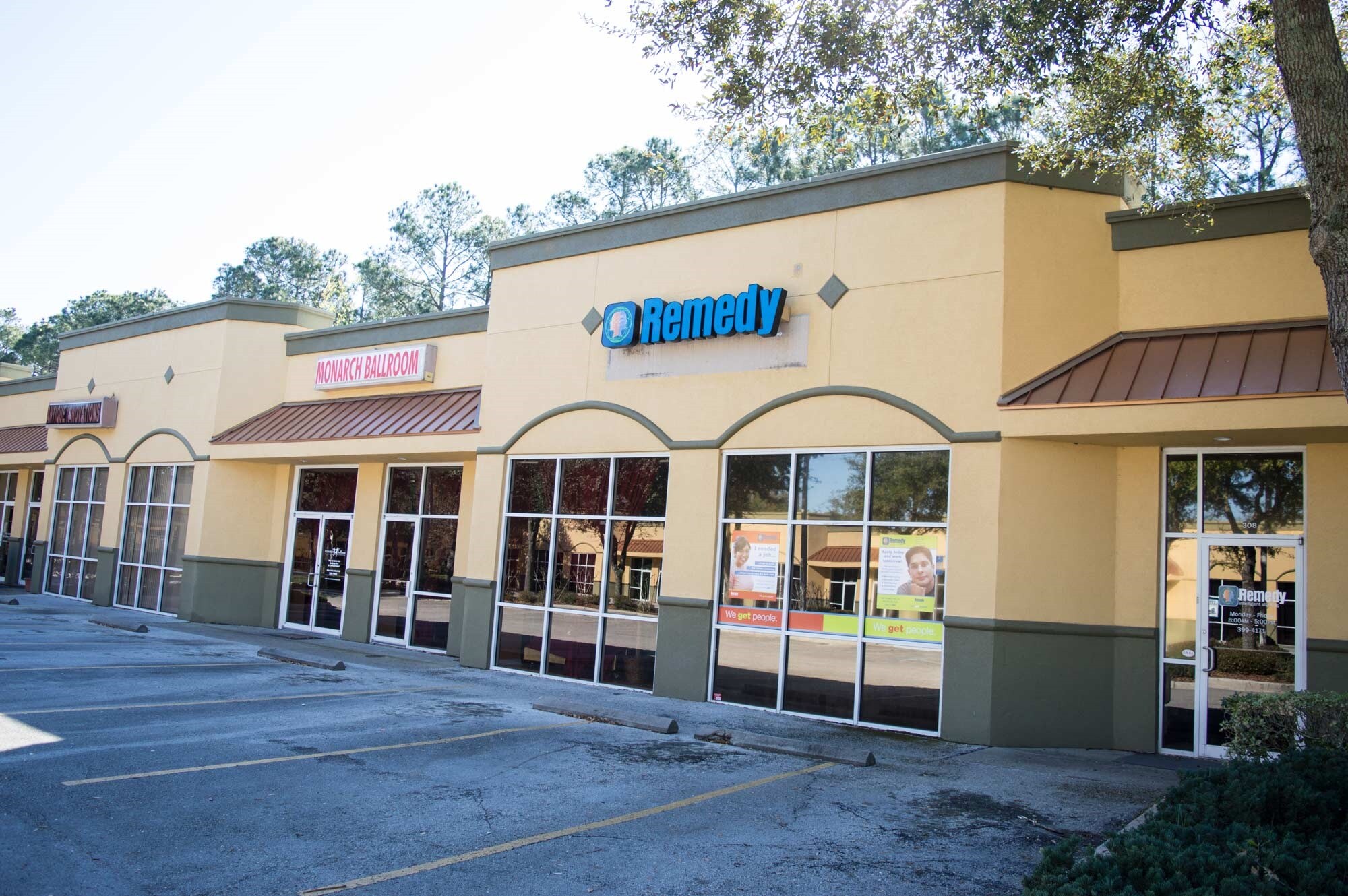 7999 Philips Hwy Jacksonville, FL 32256 Retail Property for Lease on