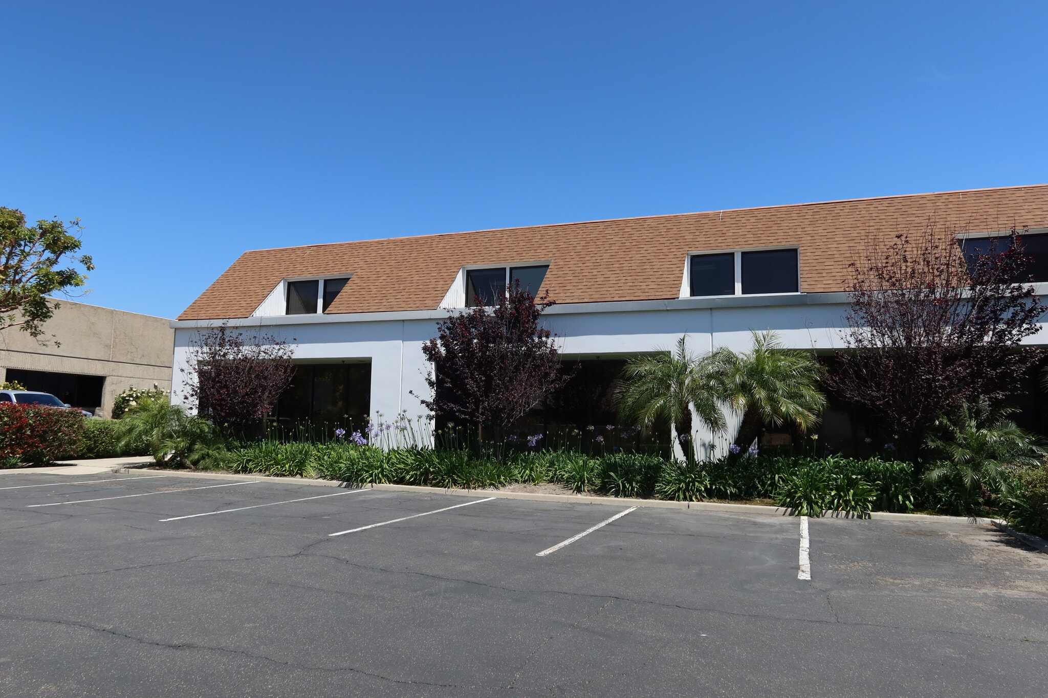 14272 Chambers Rd, Tustin, CA for Rent