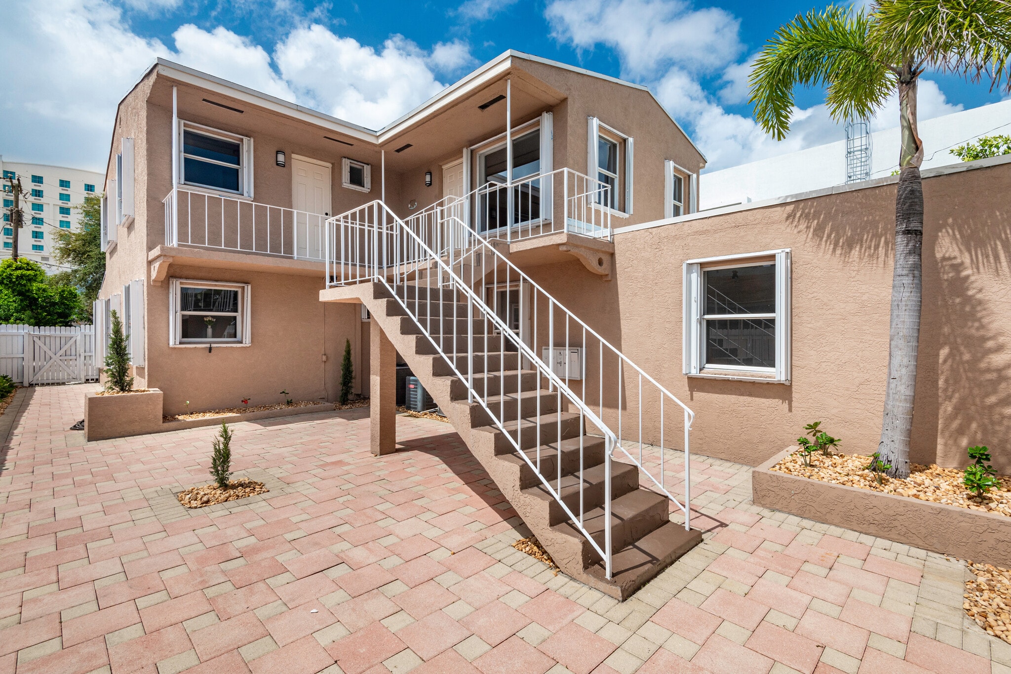 412 SE 22nd St, Fort Lauderdale, FL for Sale