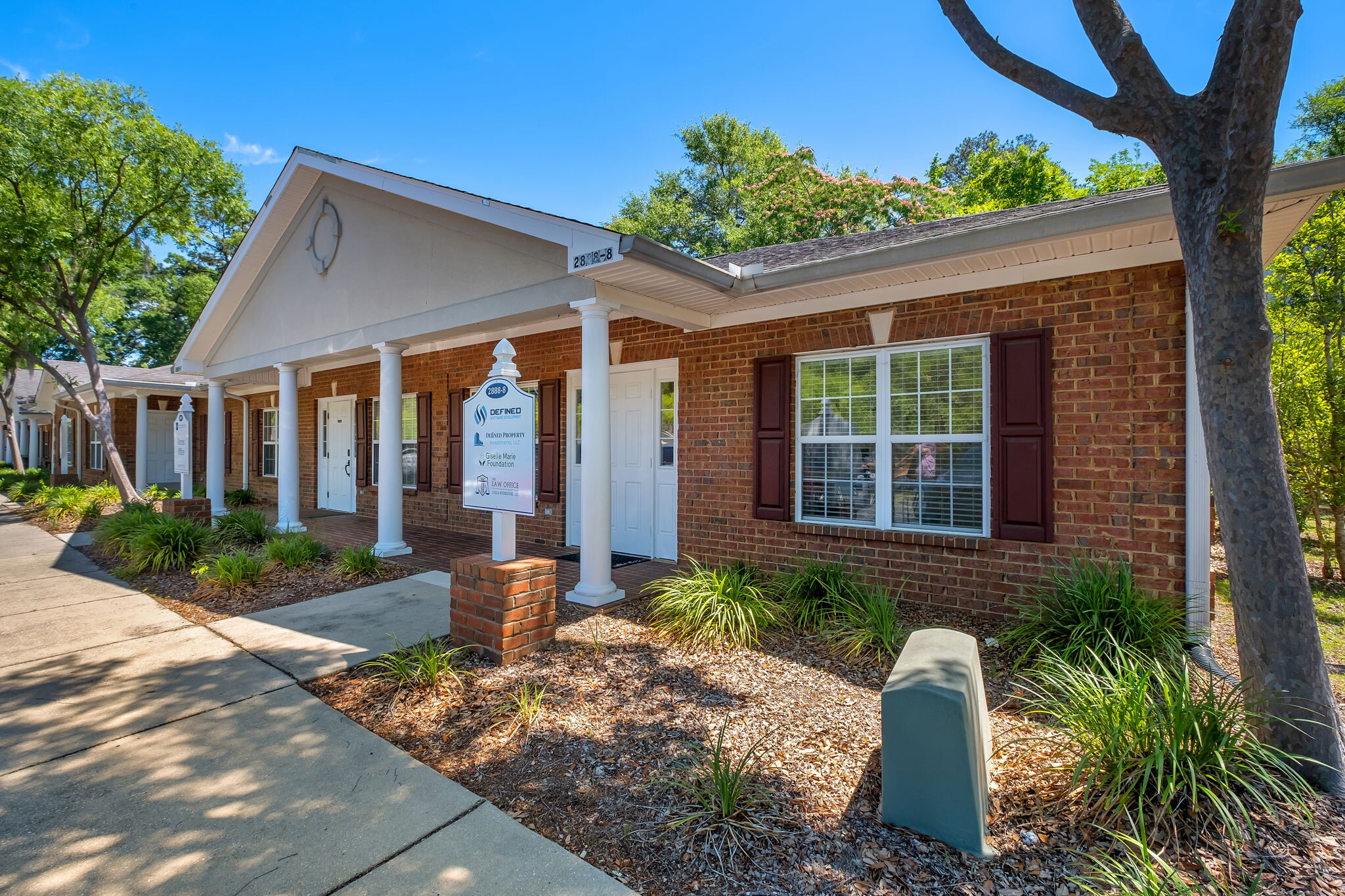 2888 Mahan Dr, Tallahassee, FL for Rent