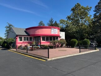 Hazlet, NJ Restaurant - 3115 State Route 35