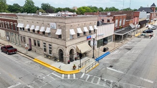 Lincoln, IL Retail - 600 Broadway St