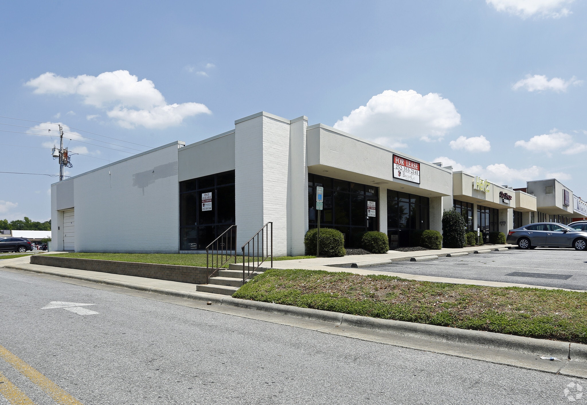 317-325 E Arlington Blvd, Greenville, NC for Rent