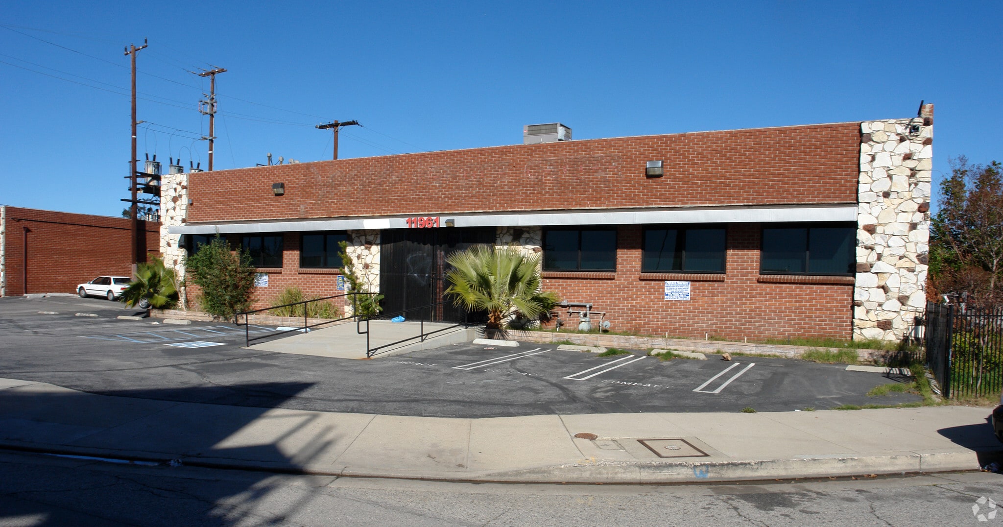 11961 Sherman Rd, North Hollywood, CA for Rent
