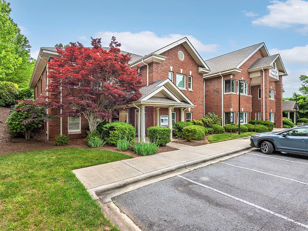 2 Walden Ridge Dr, Asheville, NC for Rent