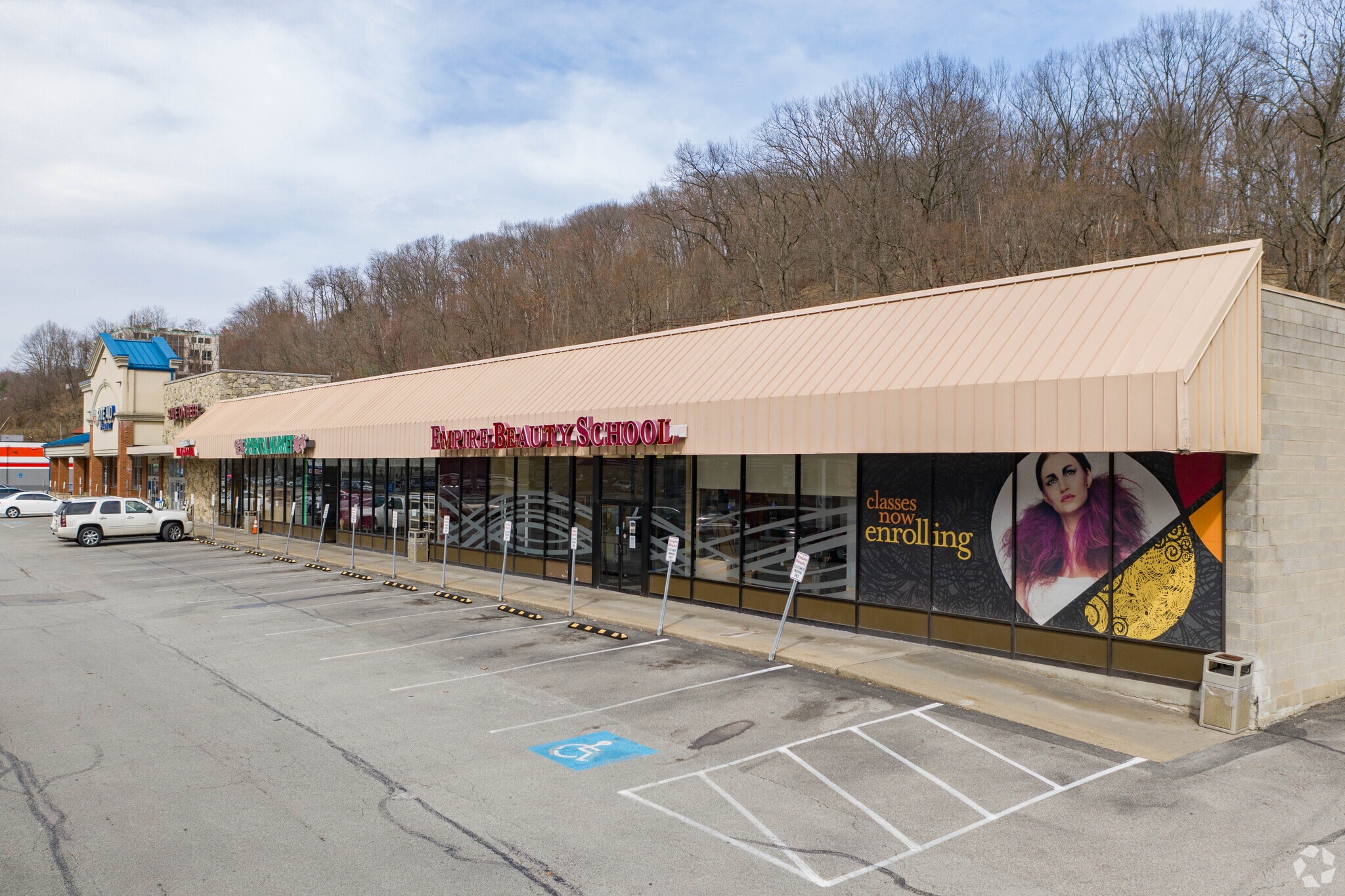 4768-4770 McKnight Rd, Pittsburgh, PA for Rent