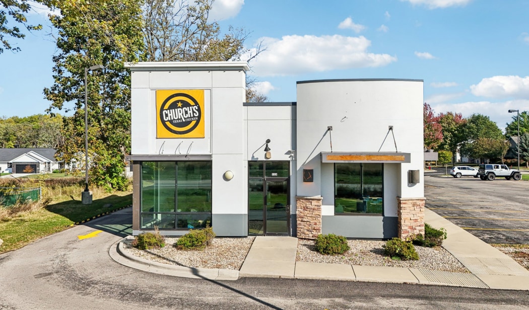 1324 Nygaard St, Stoughton, WI for Sale