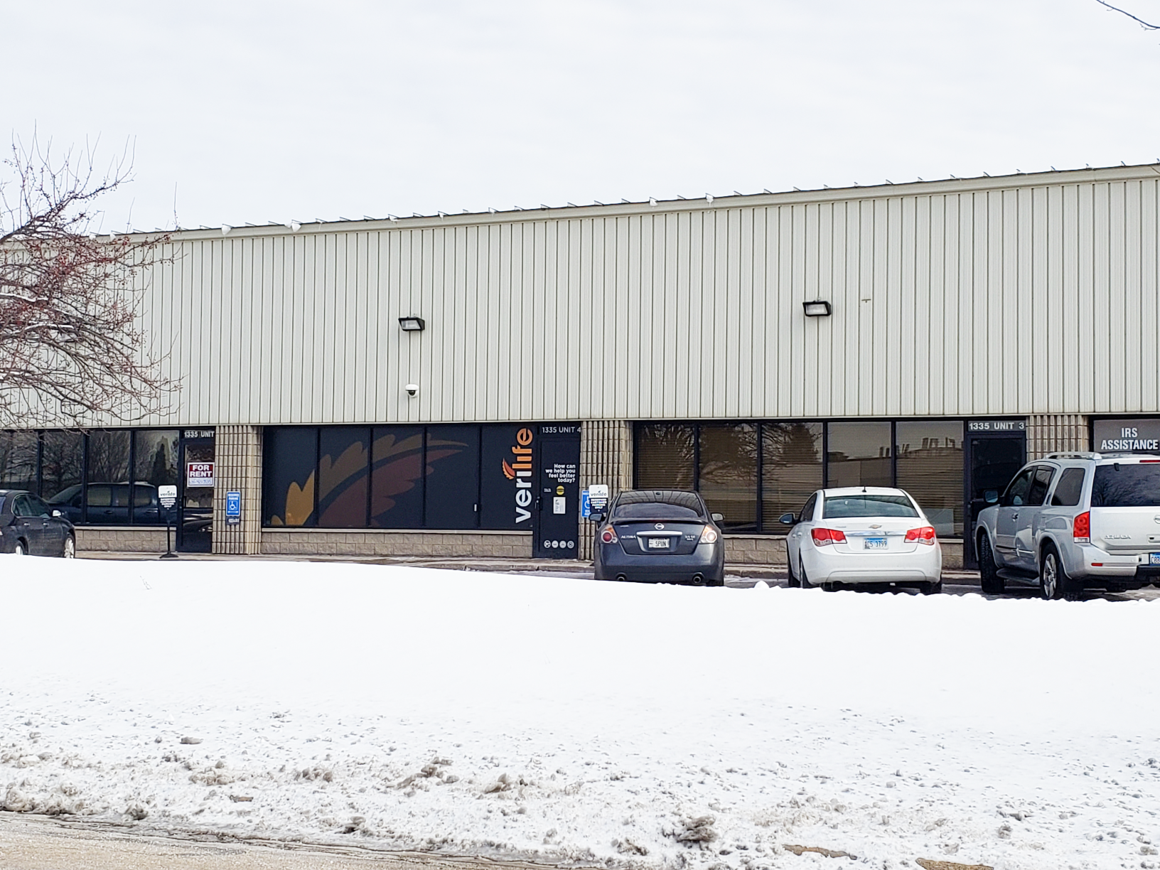 1335 Lakeside Dr, Romeoville, IL for Rent
