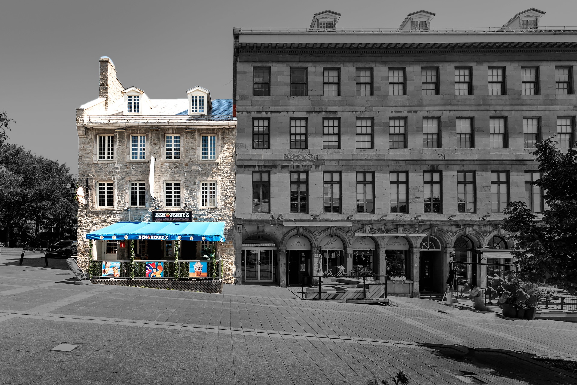 431-433 Pl Jacques-Cartier, Montréal, QC for Rent