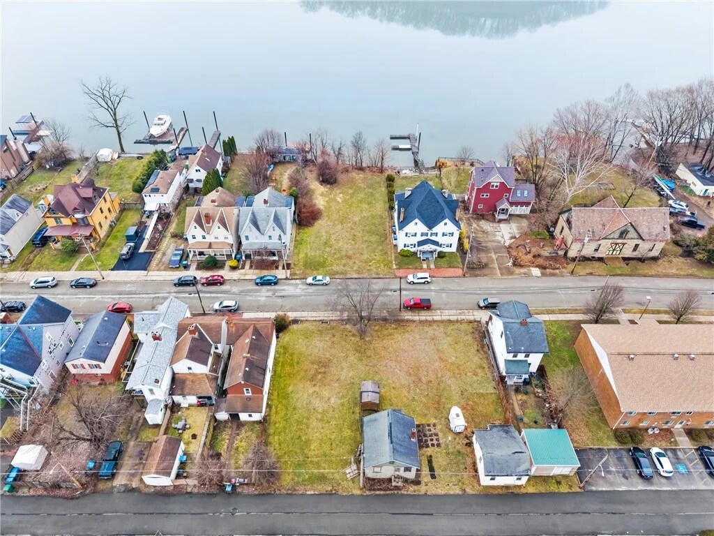 532 Penn St, Verona, PA for Sale