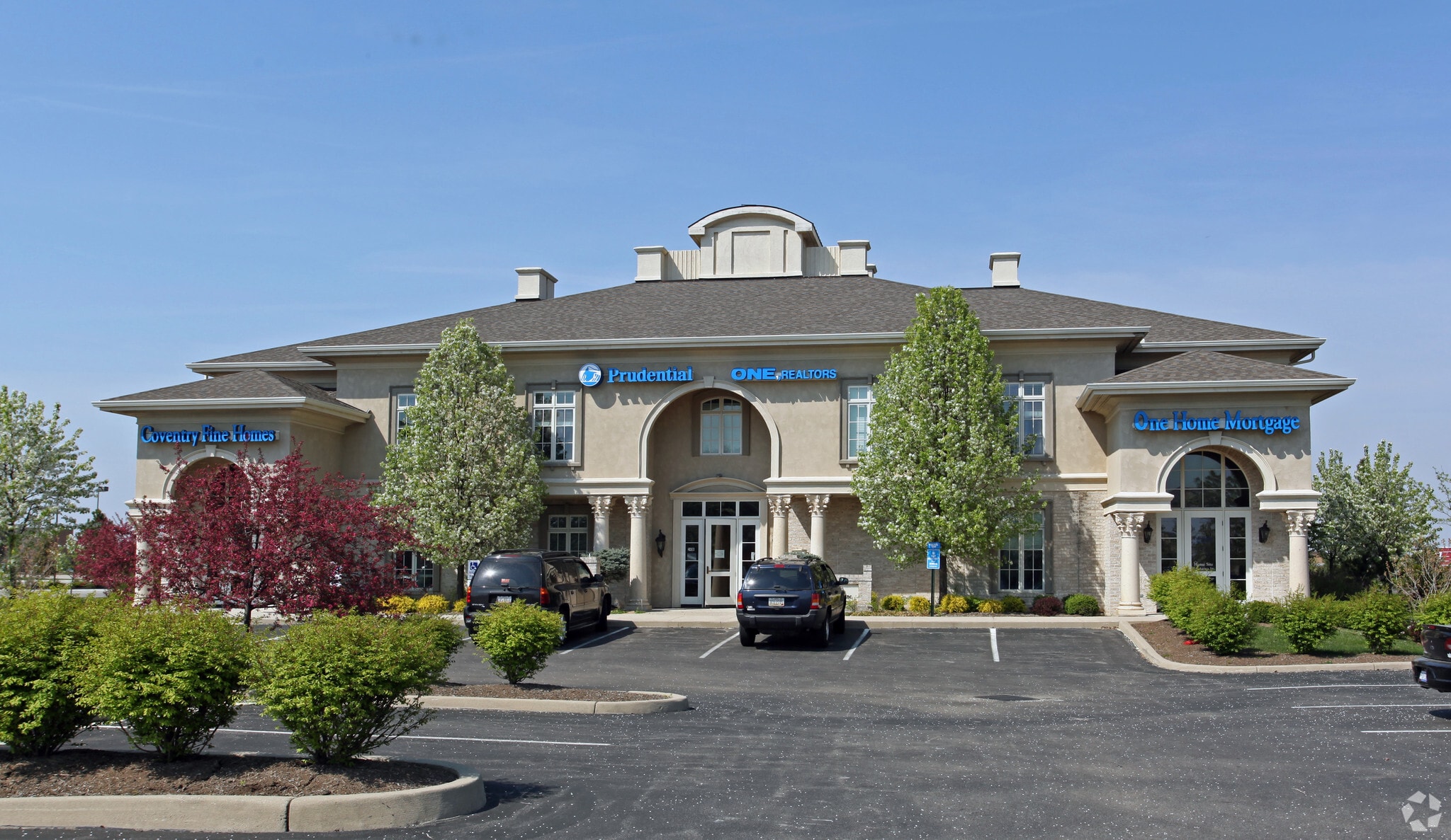 2496 Commons Blvd, Dayton, OH for Rent