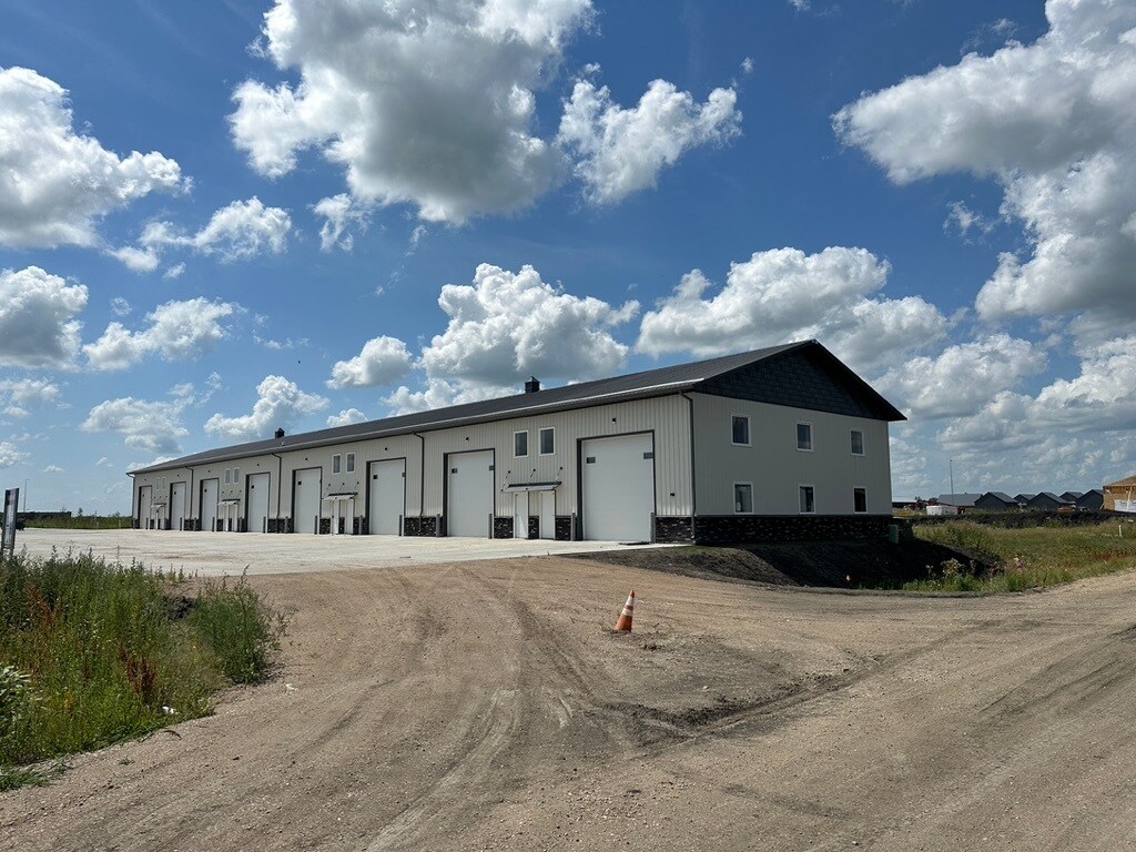 9815 Industrial Dr, Horace, ND for Sale