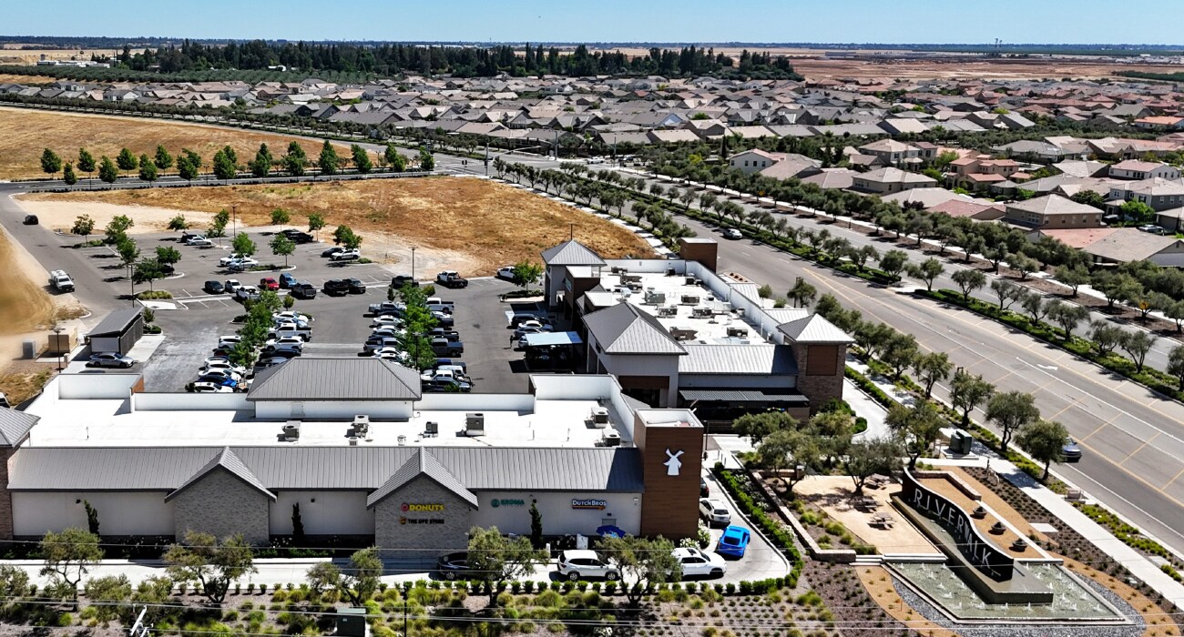 113 Riverwalk Blvd S, Madera, CA for Rent