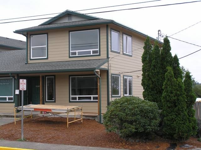 1810-1830 Monroe St, North Bend, OR for Rent