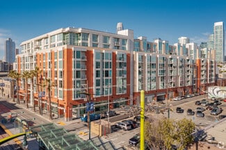 San Francisco, CA Parking Lots & Garages - 555 4th St