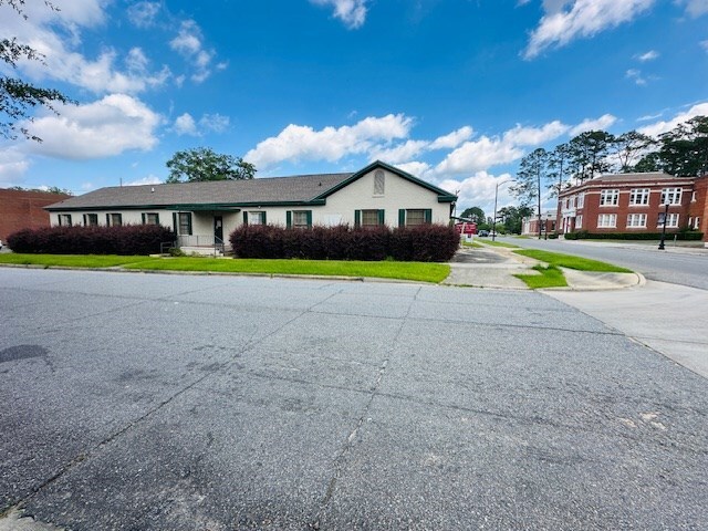 201 W Pine St, Fitzgerald, GA for Sale