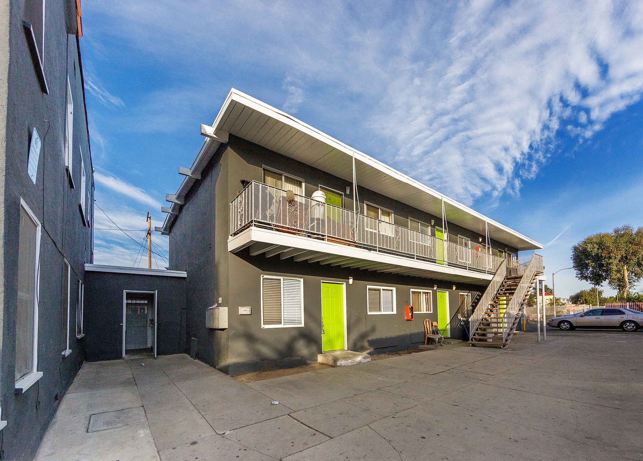 1735 E 10th St, Long Beach, CA for Sale