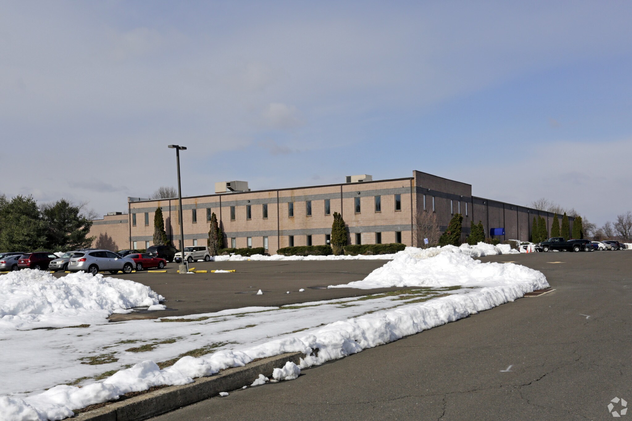 100 Louise Dr, Ivyland, PA for Rent