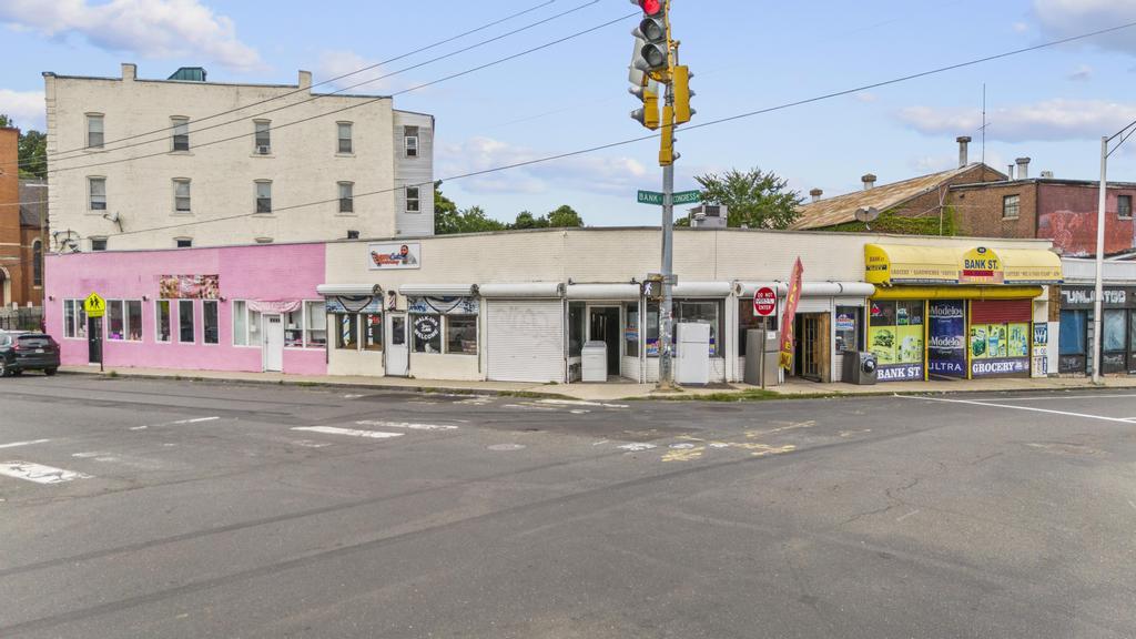 868-872 Bank St, Waterbury, CT for Sale