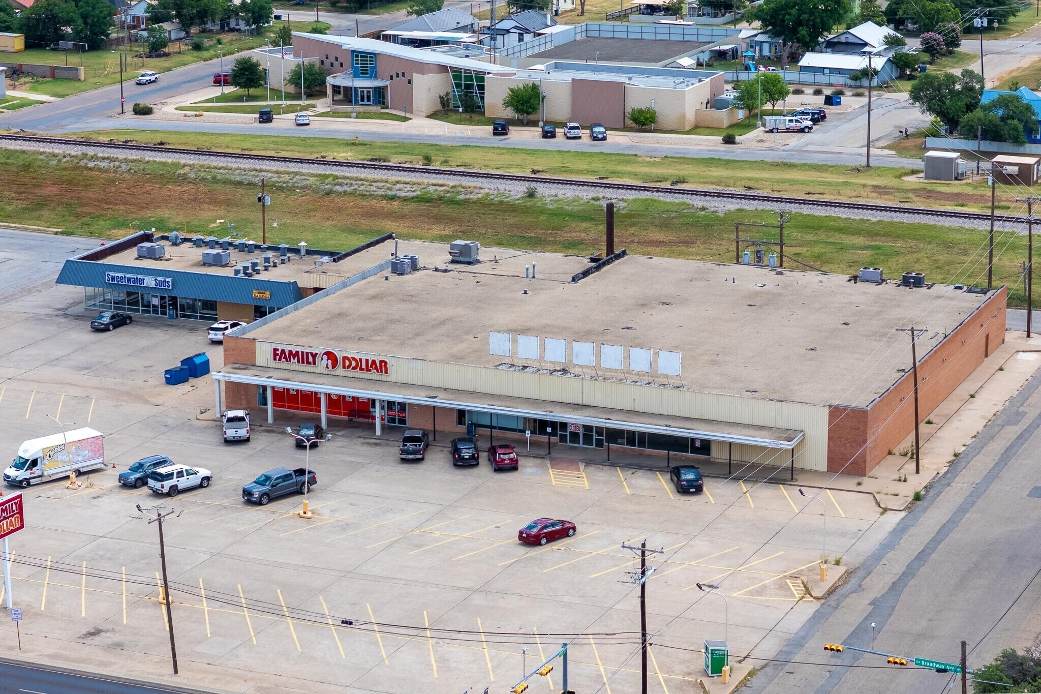 500 E Broadway St, Sweetwater, TX for Sale