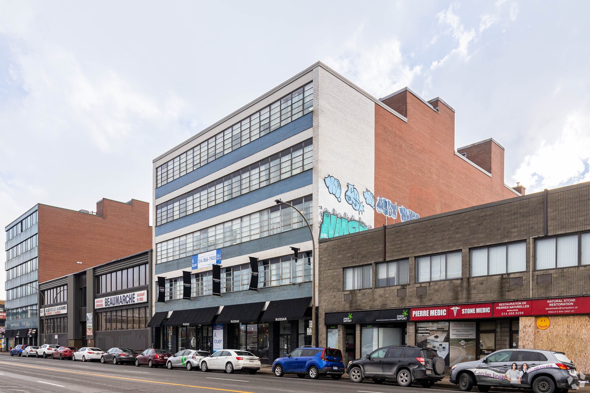 9140-9160 Boul Saint-Laurent, Montréal, QC for Rent