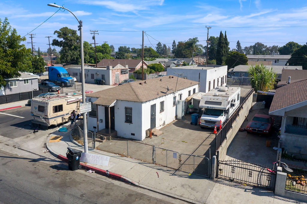 8800 Compton Ave, Los Angeles, CA for Sale