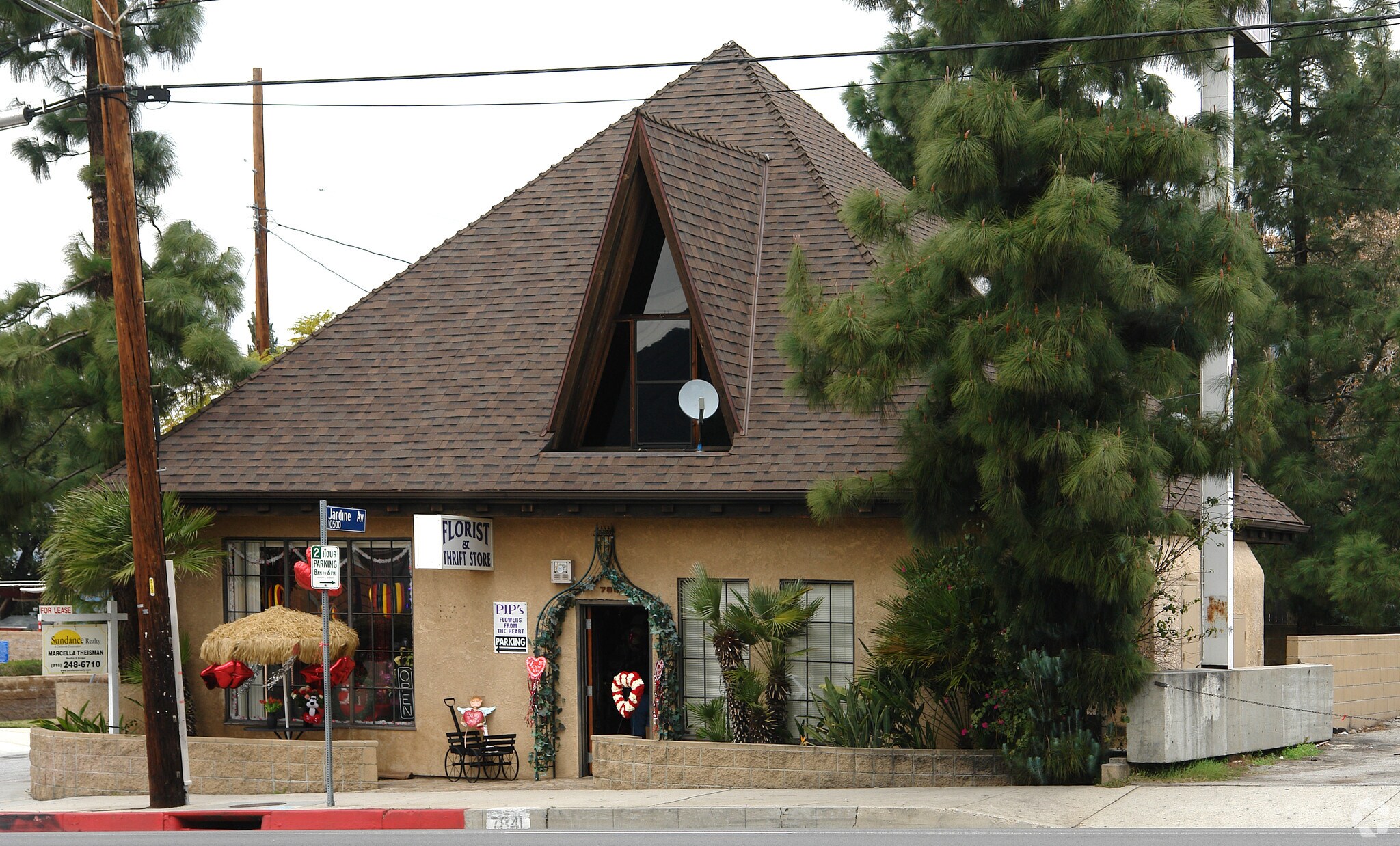 7841 Foothill Blvd, Sunland, CA for Rent