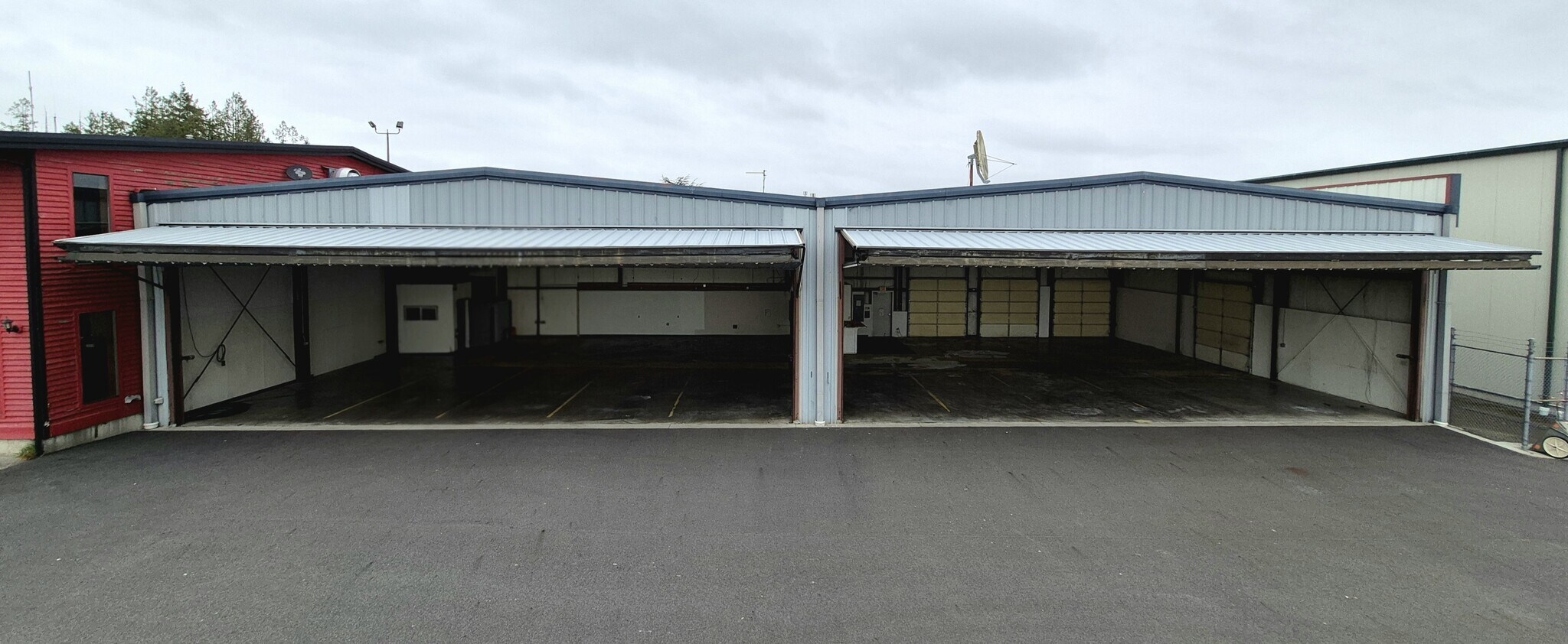 15426 Airport Dr, Burlington, WA for Rent