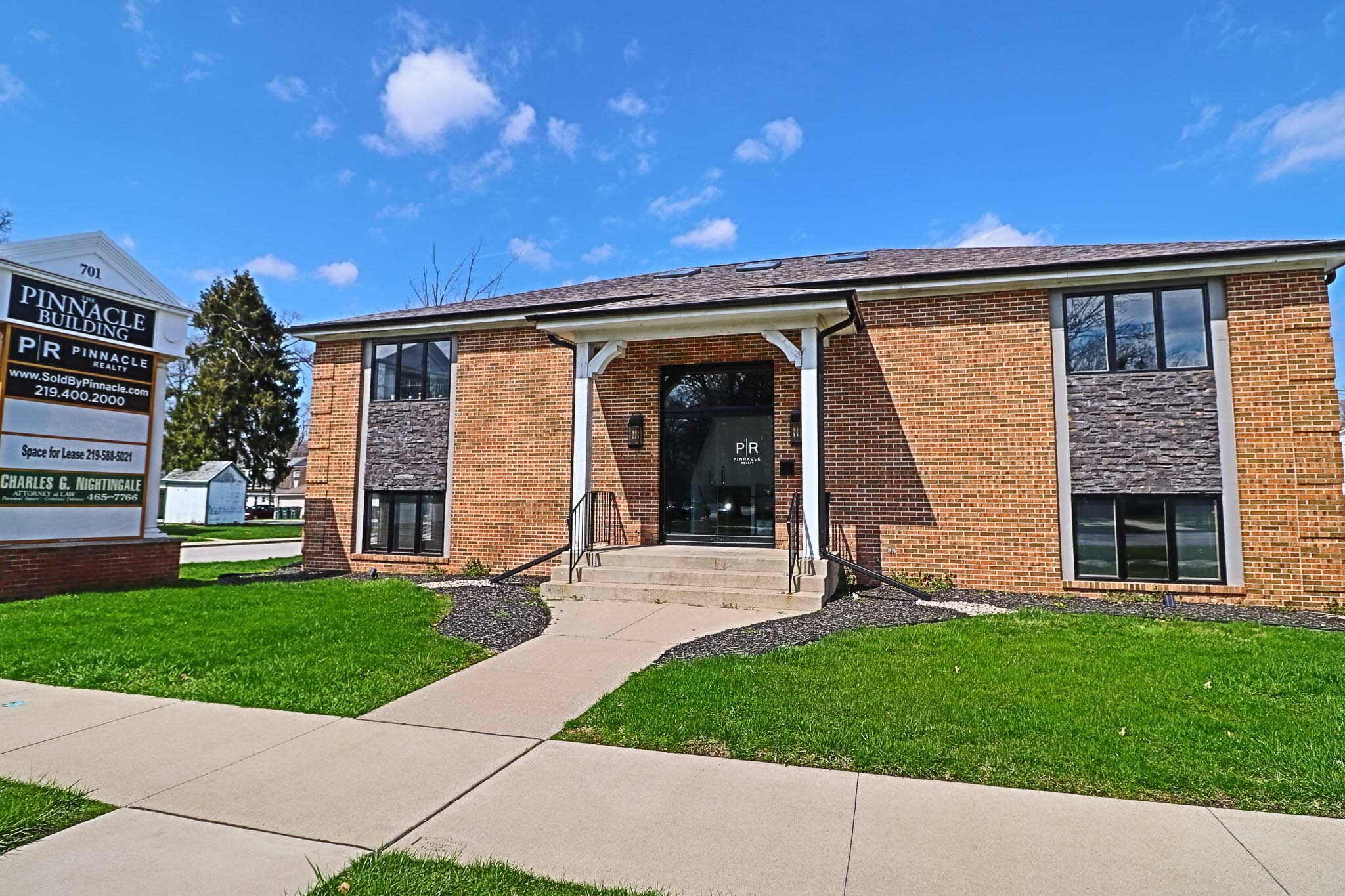 701 Lincolnway, Valparaiso, IN for Rent