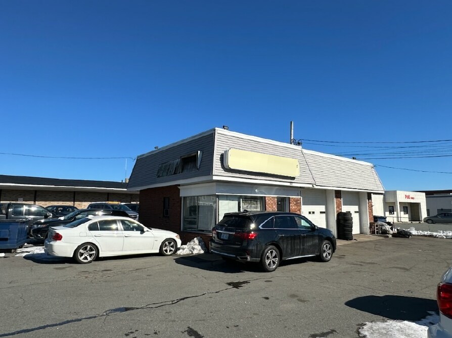 147 Rockdale Ave New Bedford, MA 02740 Retail Property for Sale on