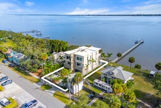 1807 & 1809 Riverview Dr