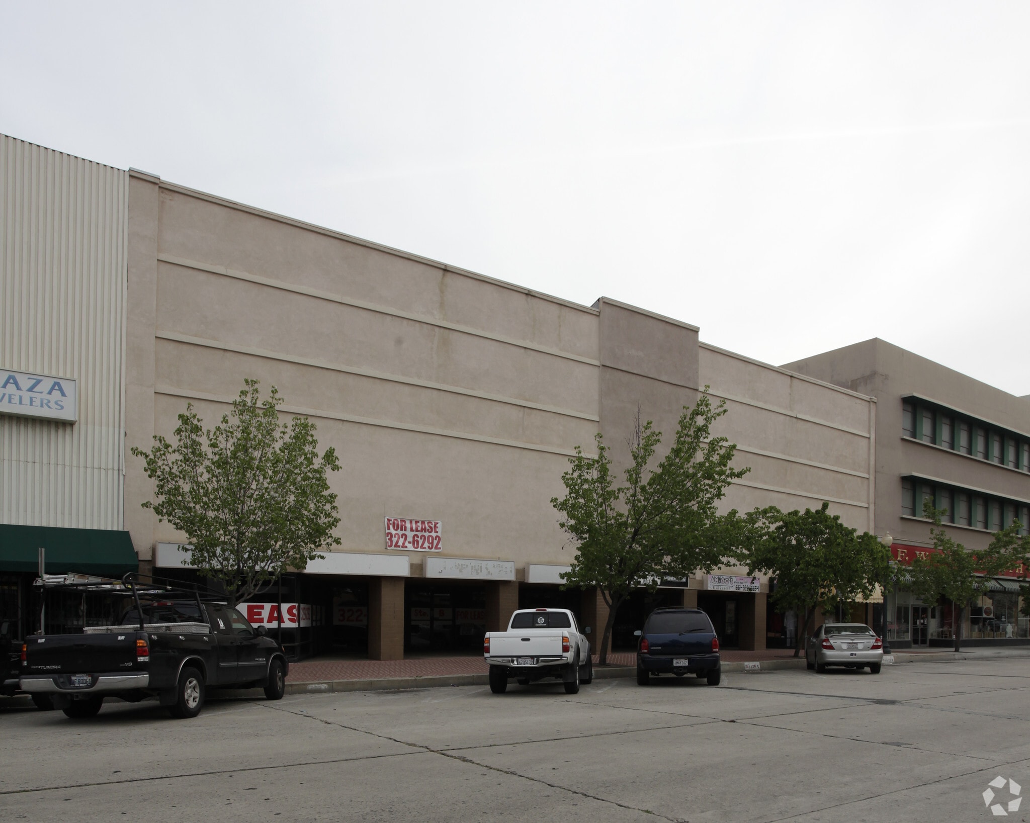 1420-1440 19th St, Bakersfield, CA for Rent