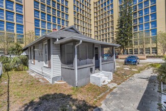 Pasadena, FL Specialty - 7 Rhoda Ct S