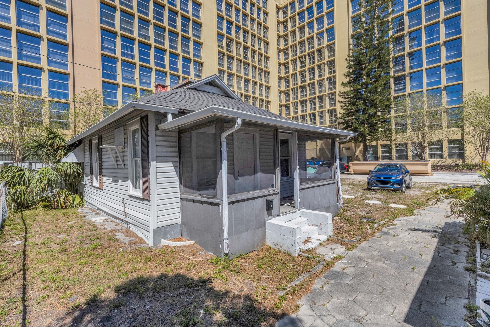 7 Rhoda Ct S, Pasadena, FL for Sale