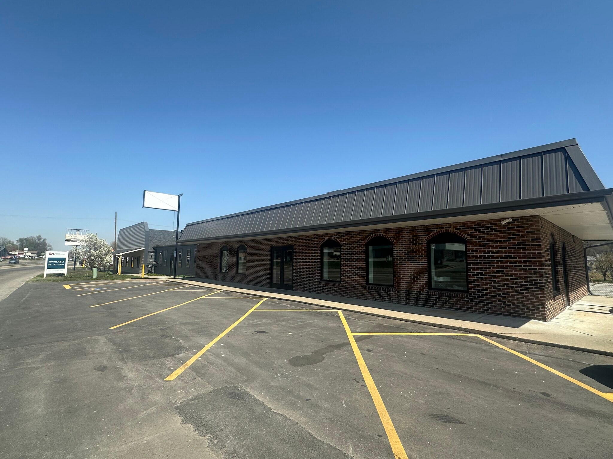 3525 N 90th St, Omaha, NE for Rent