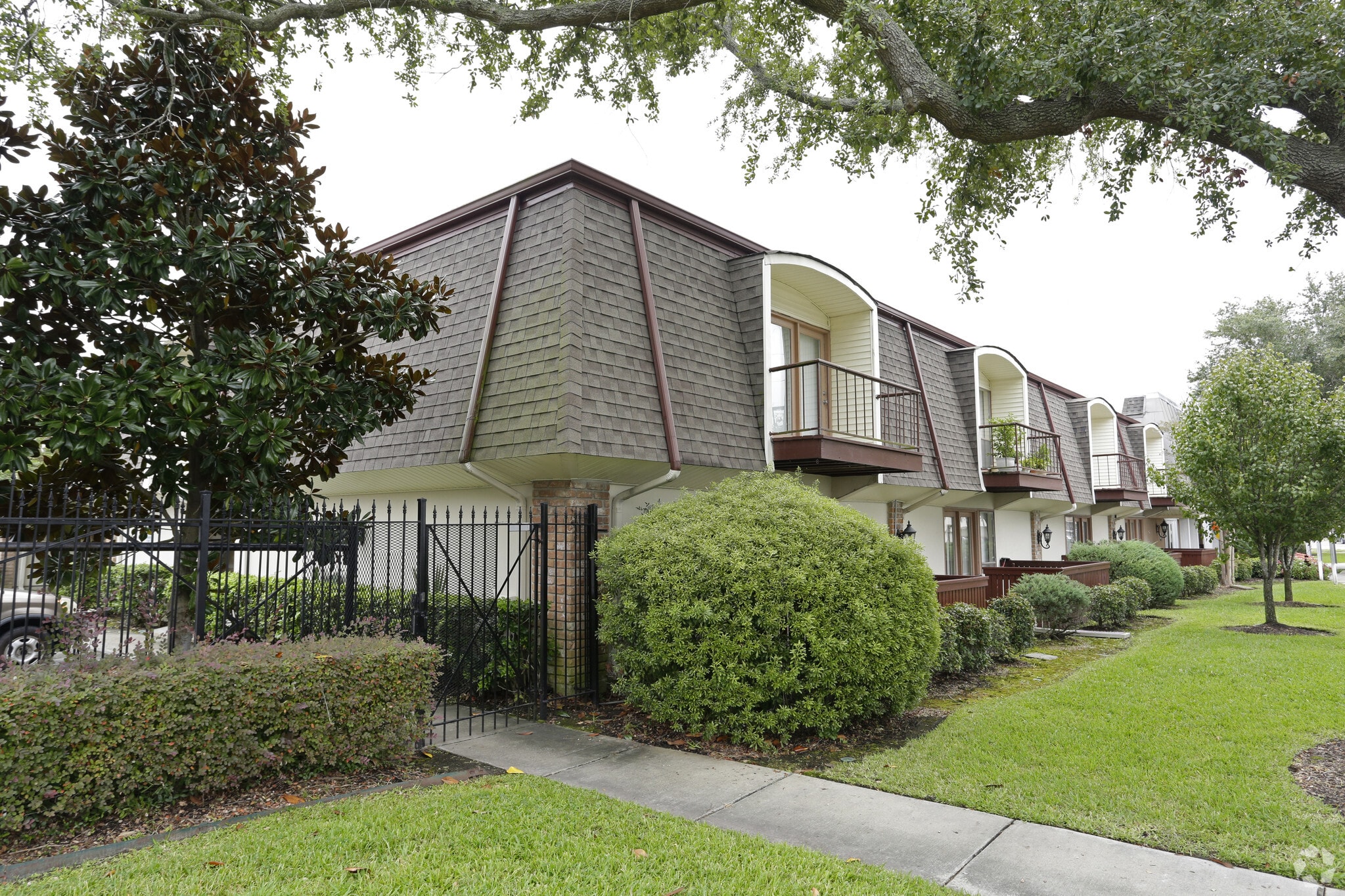 1901 Lafayette St, Gretna, LA for Sale