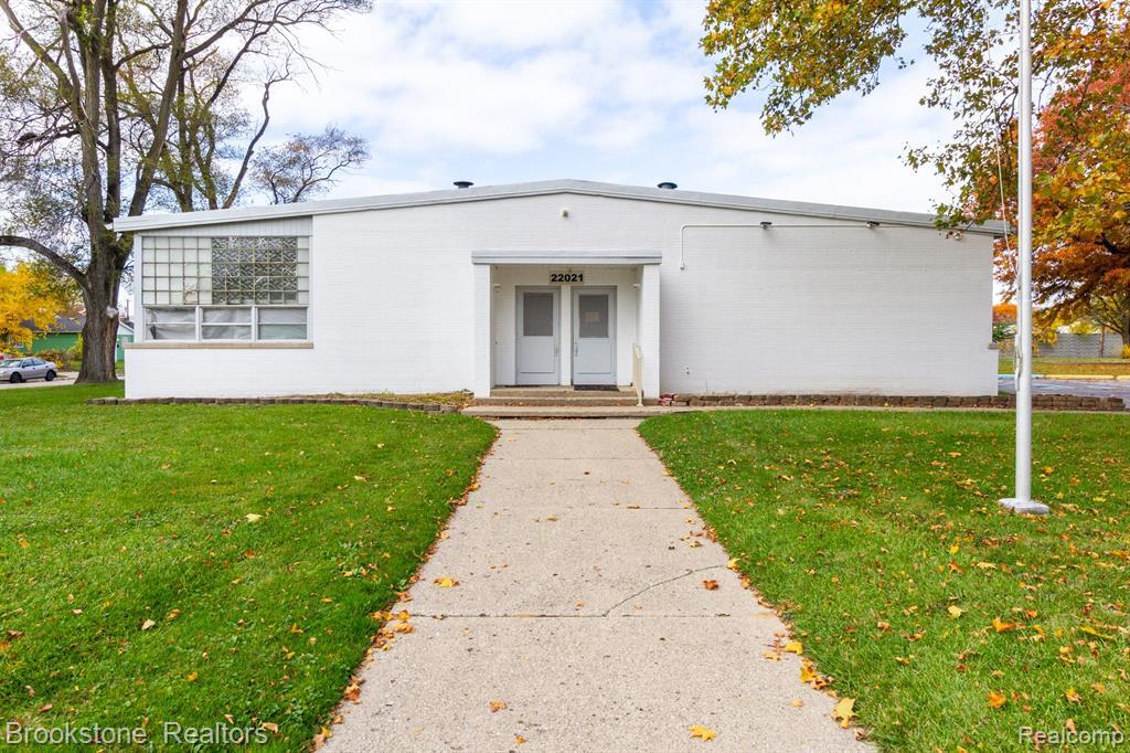 22021 Memphis Ave, Warren, MI for Sale